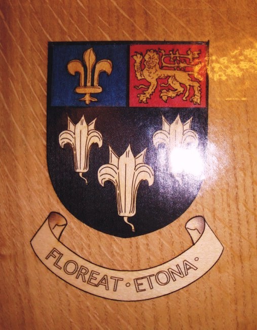 Eton College Crest for gift boxes